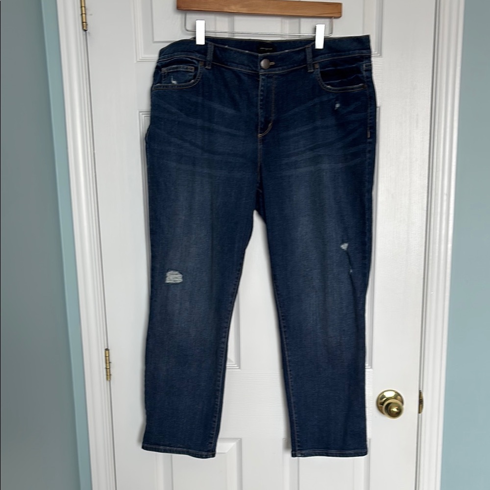 Ann Taylor boyfriend jeans